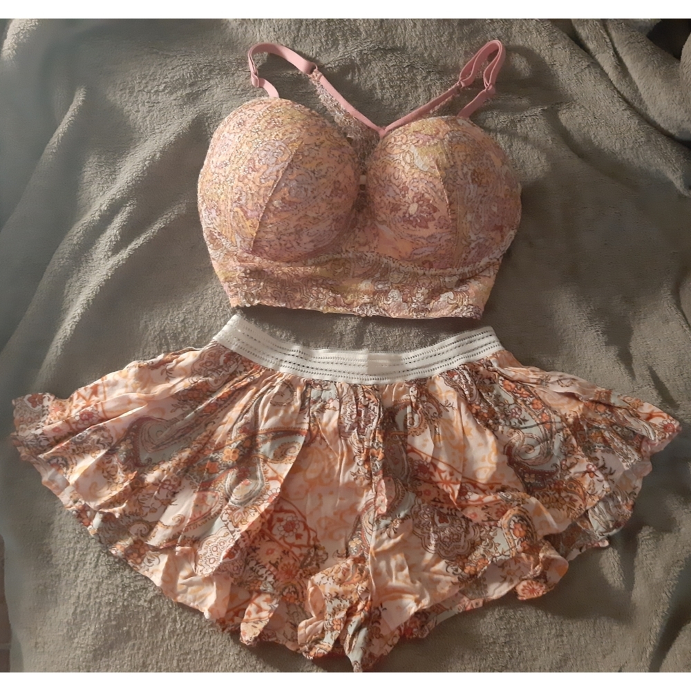 Victorias Secret Bra / Bustier Skirt /Skort Set